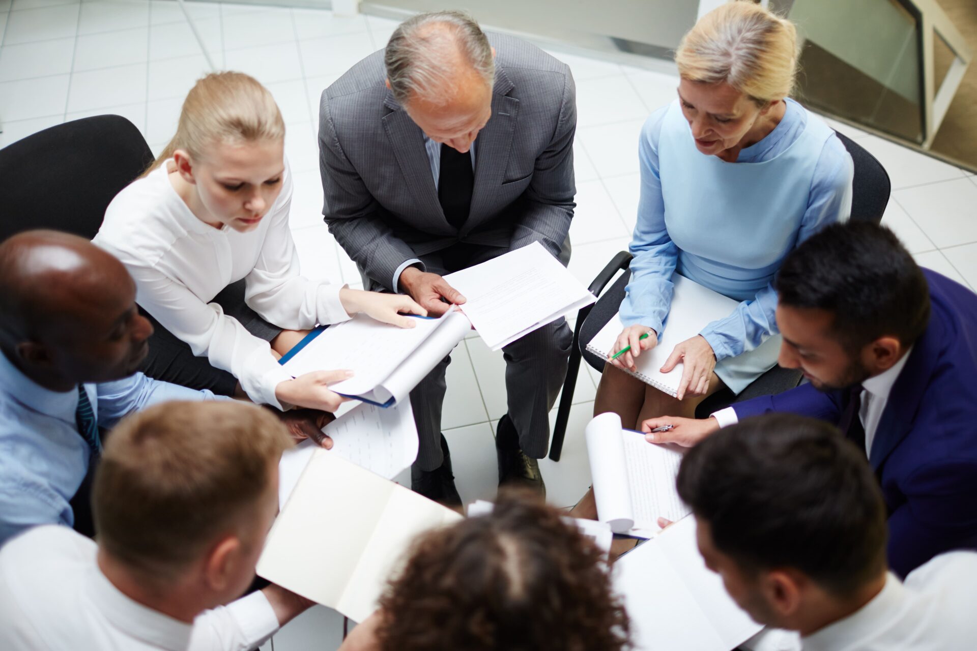 formación compliance continua equipo empresarial